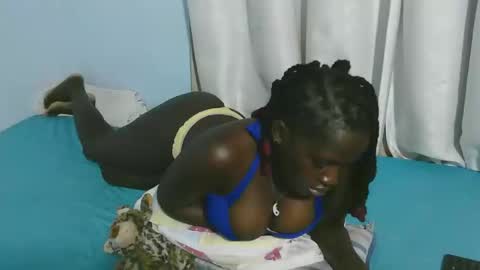 Snapshot of beautytyler chatting on October 2025 09:03:02 PM tyler online show from October 2025 09:03:02 PM