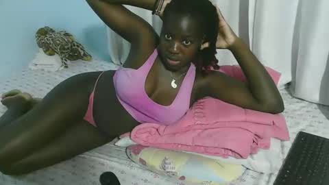 Snapshot of beautytyler chatting on October 2025 11:22:01 AM tyler online show from October 2025 11:22:01 AM