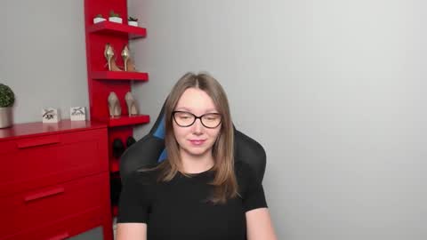 Zoe online show from October 2025 05:30:01 AM