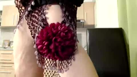 Snapshot of bebacksooon chatting on September 2025 06:00:01 PM Raluca online show from September 2025 06:00:01 PM