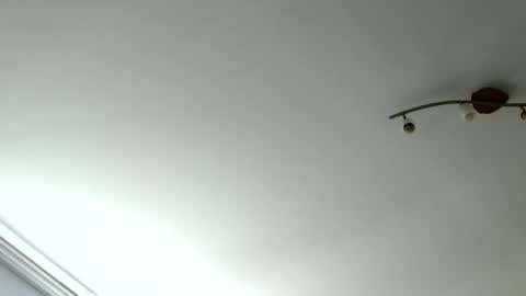 Raluca online show from May 2026 03:09:01 PM