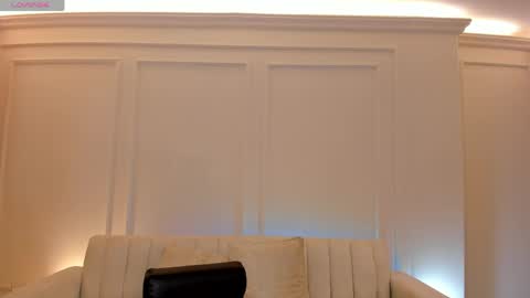 Am Becca online show from May 2026 12:00:01 PM