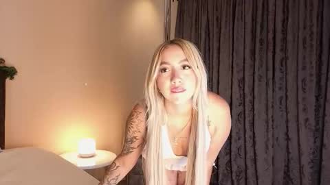 Becca johnson online show from December 2025 10:04:01 PM