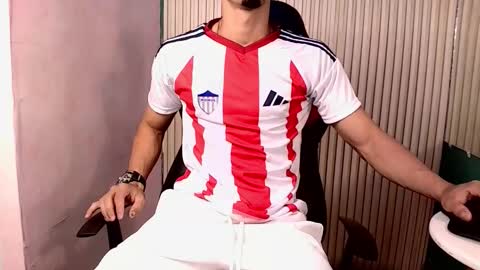 becker2_ online show from January 2026 06:44:01 PM