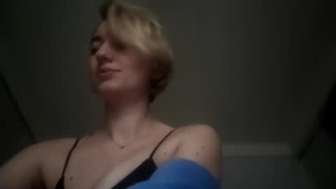 BeckiXJewelX online show from March 2026 12:19:02 PM