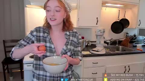 Snapshot of beckthetongue chatting on February 2025 05:58:01 PM Beck the tongue online show from February 2025 05:58:01 PM