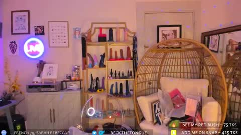 Snapshot of beckthetongue chatting on October 2025 10:49:02 PM Beck the tongue online show from October 2025 10:49:02 PM