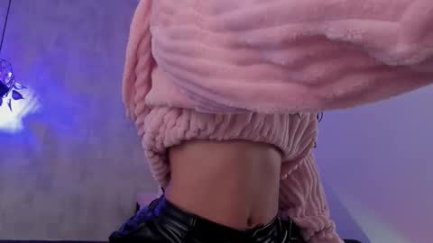 Snapshot of becky__g chatting on November 2025 08:08:02 PM becky__g online show from November 2025 08:08:02 PM