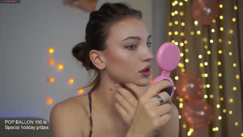 Snapshot of beckymadsons chatting on December 2025 11:16:02 AM Melissa online show from December 2025 11:16:02 AM