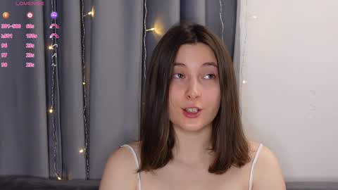 Snapshot of beckymartens chatting on October 2025 01:58:02 AM BeckyMartens come join me on while im offline here online show from October 2025 01:58:02 AM