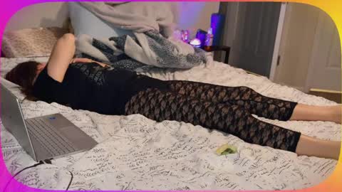 Peaches  Cream online show from April 2026 11:46:02 PM