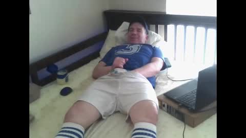 Snapshot of bedwetboy chatting on May 2026 03:16:01 PM Bedwetboys online show from May 2026 03:16:01 PM