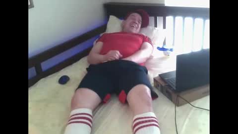Snapshot of bedwetboy chatting on May 2026 01:49:02 PM Bedwetboys online show from May 2026 01:49:02 PM