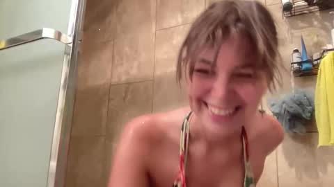 beebeebuzzzzzz online show from April 2026 06:09:01 AM