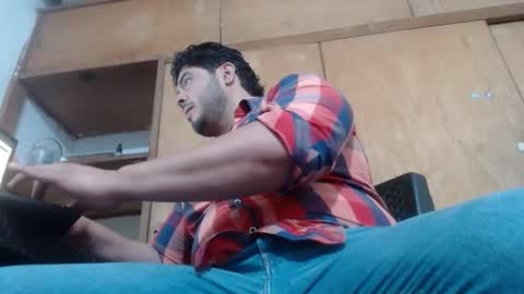 Snapshot of beefypecs_10 chatting on December 2024 01:29:02 AM Criss2fer online show from December 2024 01:29:02 AM