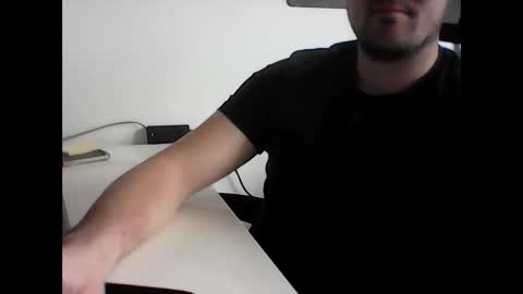 beenee3 online show from March 2026 07:15:01 AM