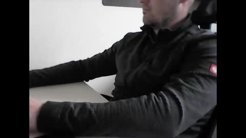 beenee3 online show from March 2026 07:14:02 AM