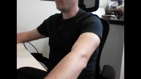 beenee3 online show from April 2026 07:14:01 AM