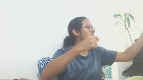 Alex online show from November 2025 07:19:02 AM