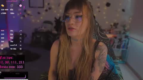       online show from October 2025 05:54:02 PM