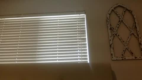 Snapshot of beginnersluck111 chatting on October 2025 04:37:01 PM Beginners Luck online show from October 2025 04:37:01 PM