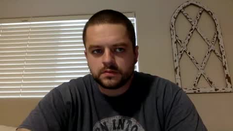 Snapshot of beginnersluck111 chatting on October 2025 11:31:01 PM Beginners Luck online show from October 2025 11:31:01 PM