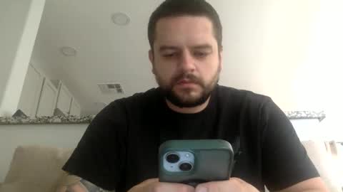 Snapshot of beginnersluck111 chatting on November 2025 06:13:01 PM Beginners Luck online show from November 2025 06:13:01 PM