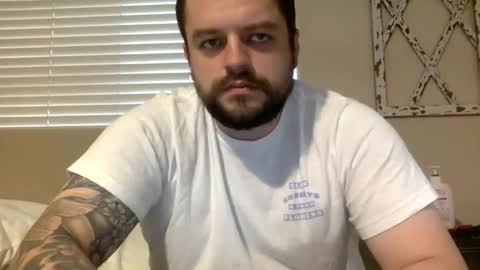 Snapshot of beginnersluck111 chatting on November 2025 11:39:02 PM Beginners Luck online show from November 2025 11:39:02 PM