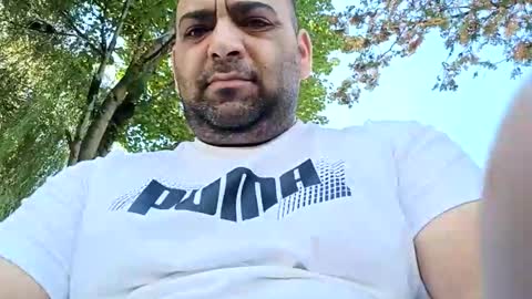 kevin and Bella online show from September 2025 10:39:02 AM