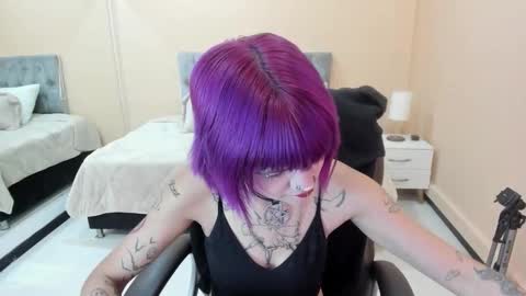 Bela online show from February 2026 12:44:02 PM