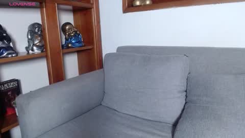 independent model online show from March 2026 12:36:01 AM