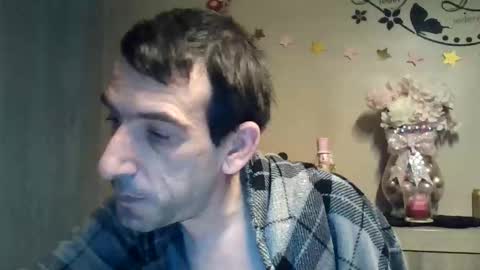 Snapshot of belgianboy33 chatting on November 2025 04:28:02 AM Dreamcock online show from November 2025 04:28:02 AM