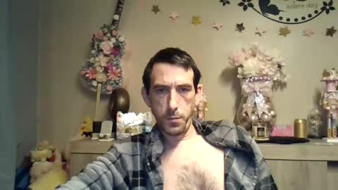Snapshot of belgianboy33 chatting on November 2025 05:29:01 AM Dreamcock online show from November 2025 05:29:01 AM