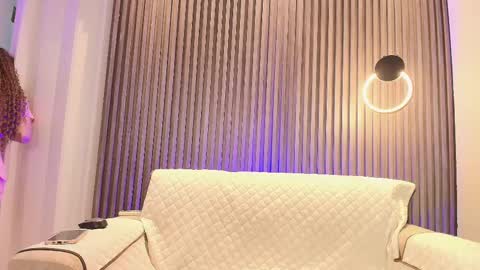 belinda online show from February 2025 07:21:01 PM