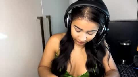 belindafeiner online show from March 2026 11:46:02 AM