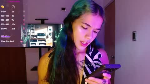   online show from March 2025 12:09:01 PM