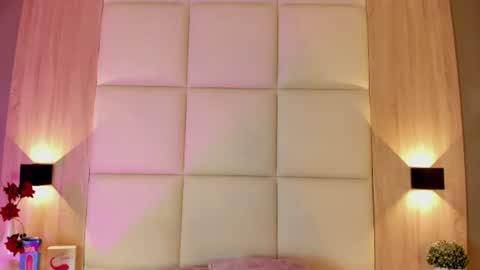 Bella cam online show from July 2026 07:07:02 PM