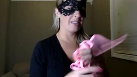 Bella Bradford online show from March 2025 02:17:01 AM