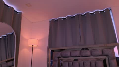 Bella  online show from July 2026 04:39:33 PM