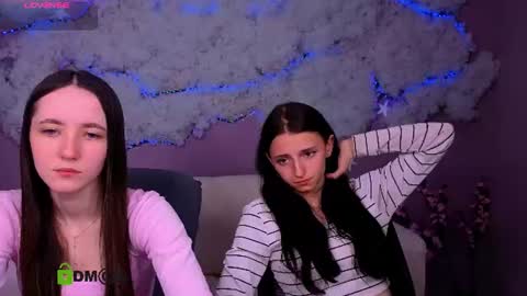 Snapshot of bella_dorn chatting on June 2026 07:51:02 PM Bella online show from June 2026 07:51:02 PM