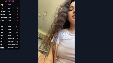 Snapshot of bella_gasp chatting on July 2026 05:01:01 AM Jane online show from July 2026 05:01:01 AM