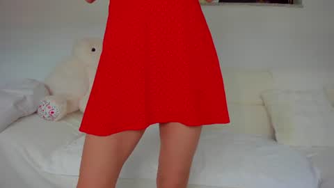 Snapshot of bella_hot77 chatting on June 2026 11:35:02 AM Anna online show from June 2026 11:35:02 AM