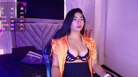 bella_martini_ online show from May 2026 01:07:02 PM