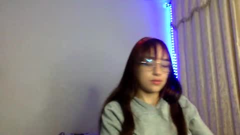 bella_mc online show from December 2025 02:39:01 AM