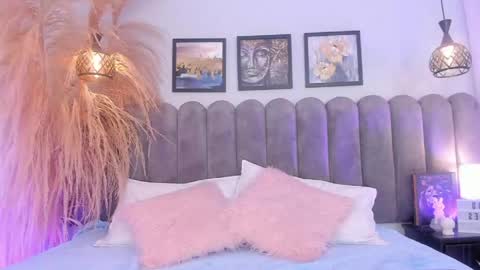 bella_peach_ online show from May 2026 03:33:01 AM