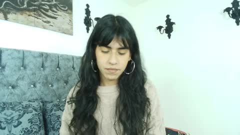 Bella online show from May 2026 01:12:02 AM