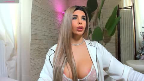 bella_posh online show from January 2026 10:30:01 AM