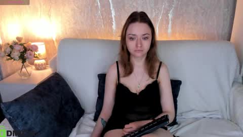 Linda Bella online show from April 2026 12:43:02 AM