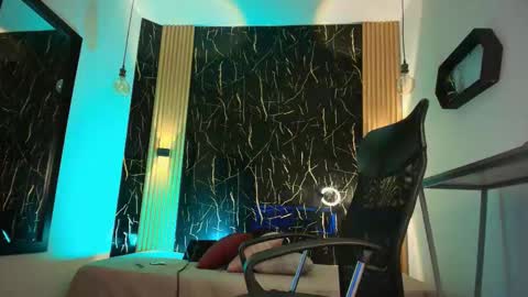 Snapshot of bella_salvatore chatting on March 2026 09:53:02 PM online show from March 2026 09:53:02 PM