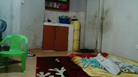 Snapshot of bella_sky_ chatting on January 2026 04:49:02 AM Sky online show from January 2026 04:49:02 AM